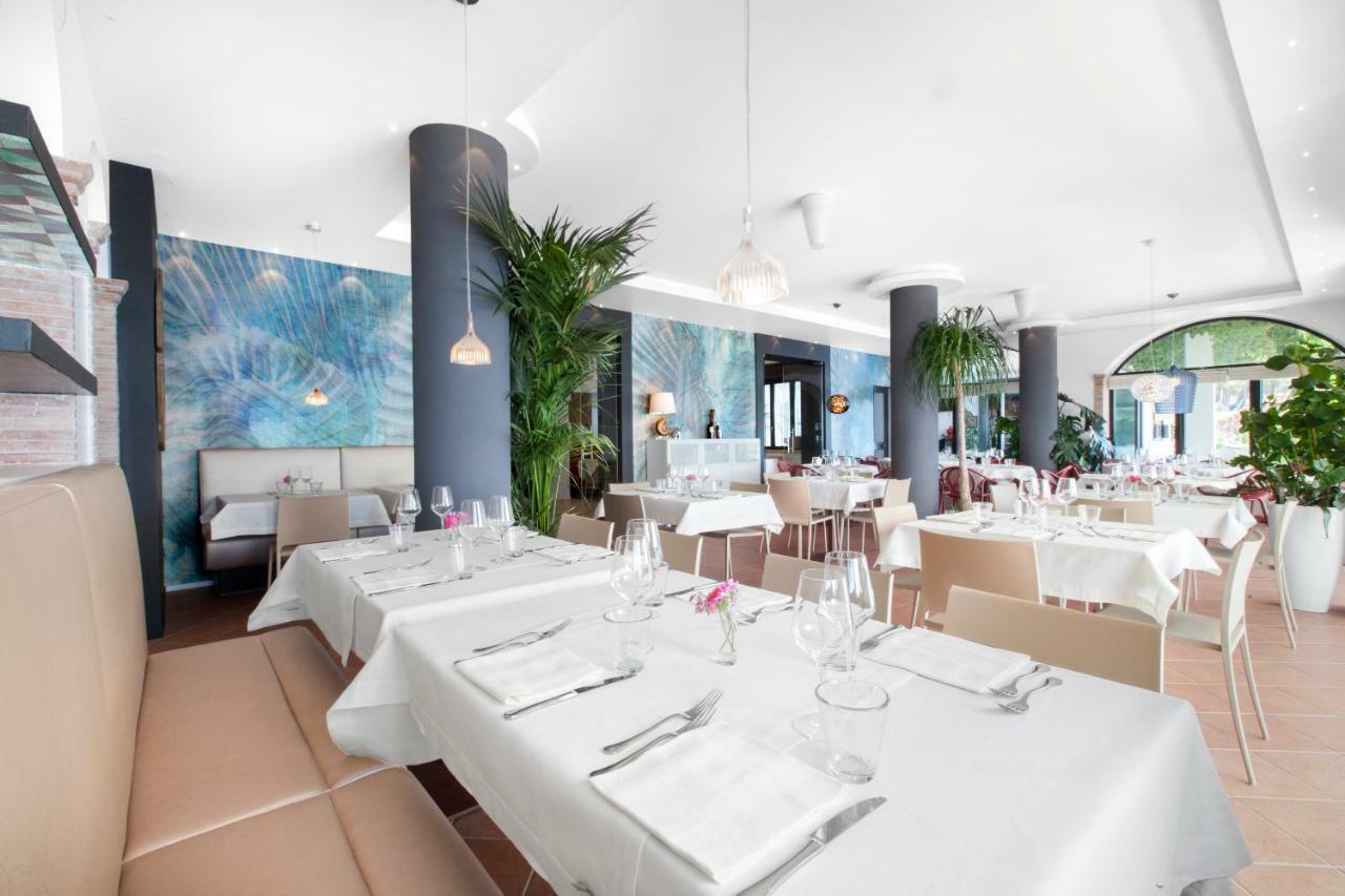 Il Cefalo Hotel & Restaurant Кастеллабате Екстер'єр фото